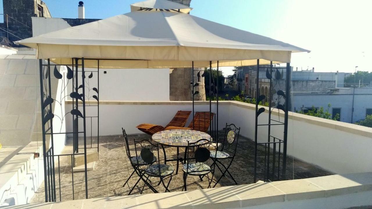 La Terrazza Sul Castello Leilighet Palmariggi Eksteriør bilde