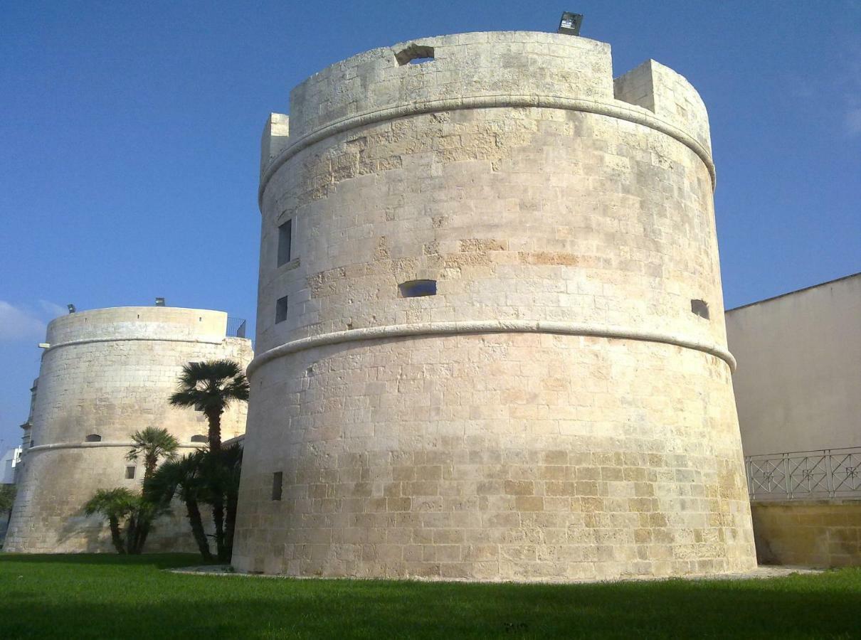 La Terrazza Sul Castello Leilighet Palmariggi Eksteriør bilde
